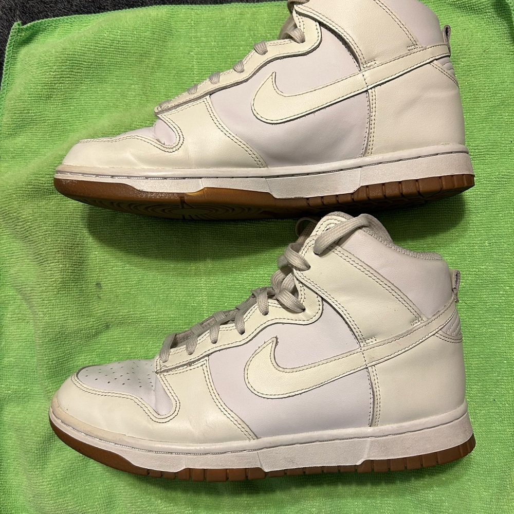 Nike High-Top Sneakers in White and Tan